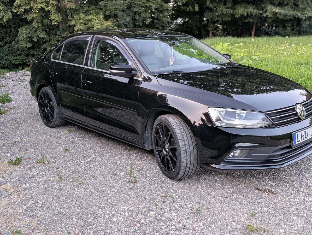 Volkswagen Jetta - 10