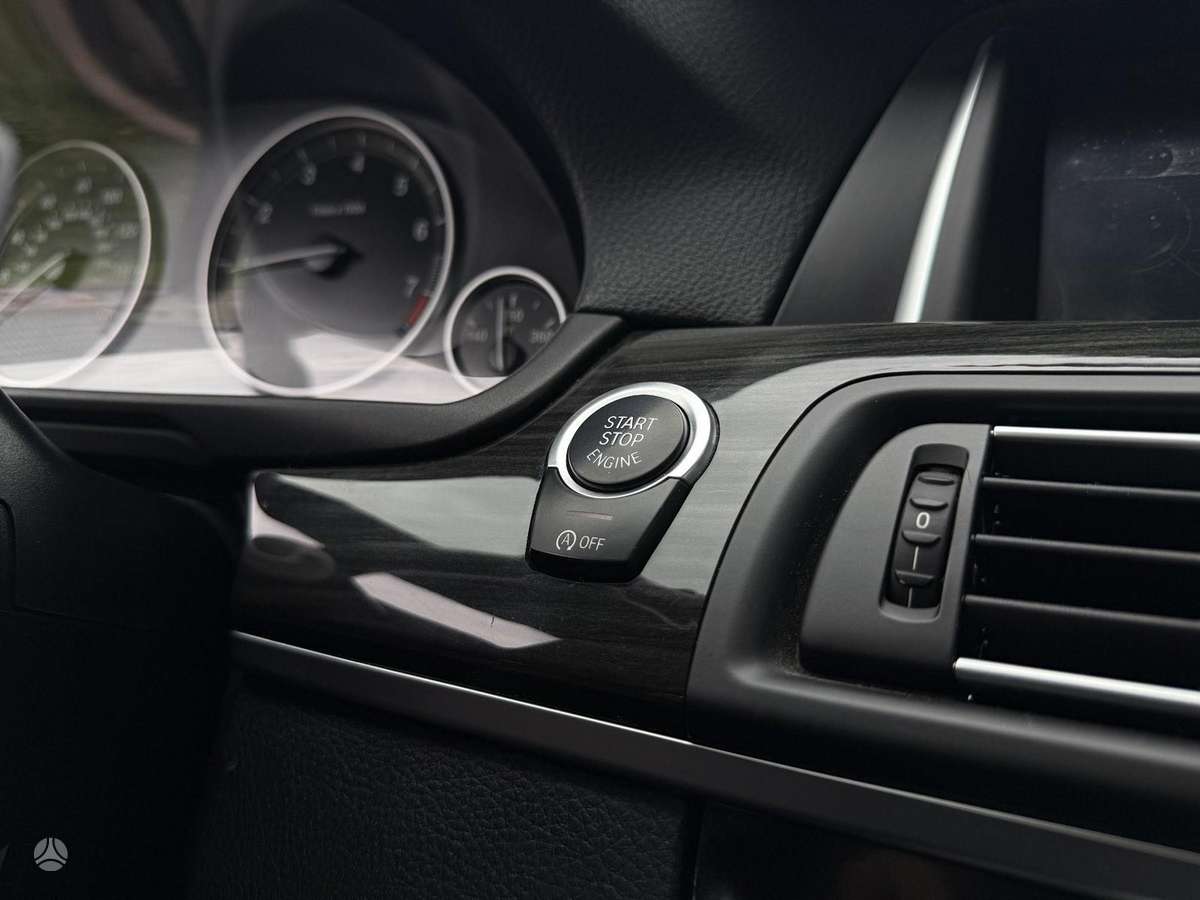 BMW 528, 2.0 l., Седан