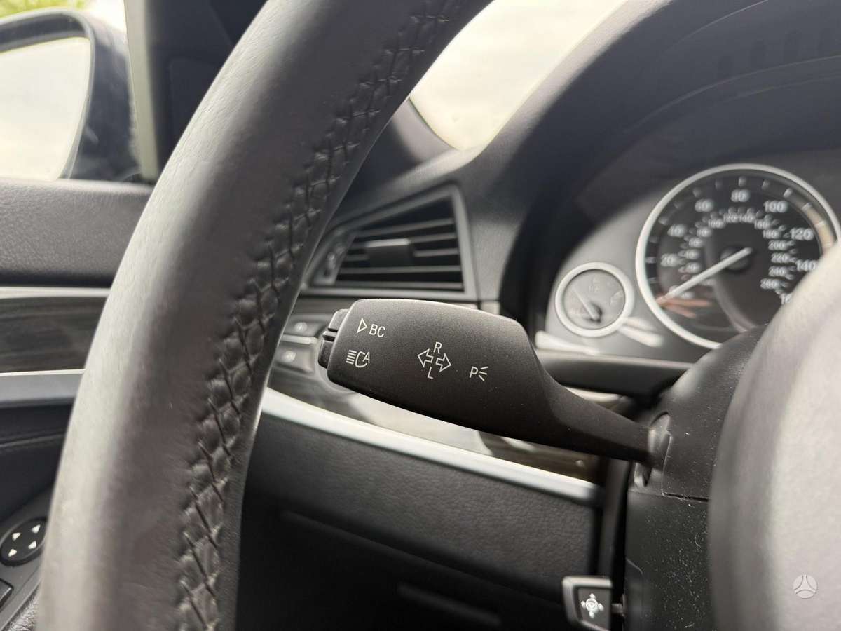 BMW 528, 2.0 l., Седан