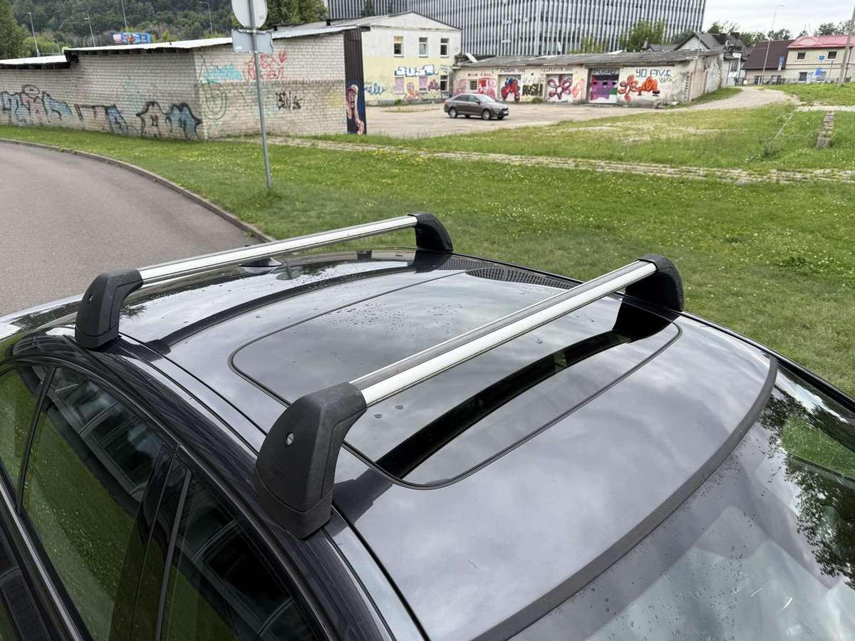 BMW 528, 2.0 l., Седан