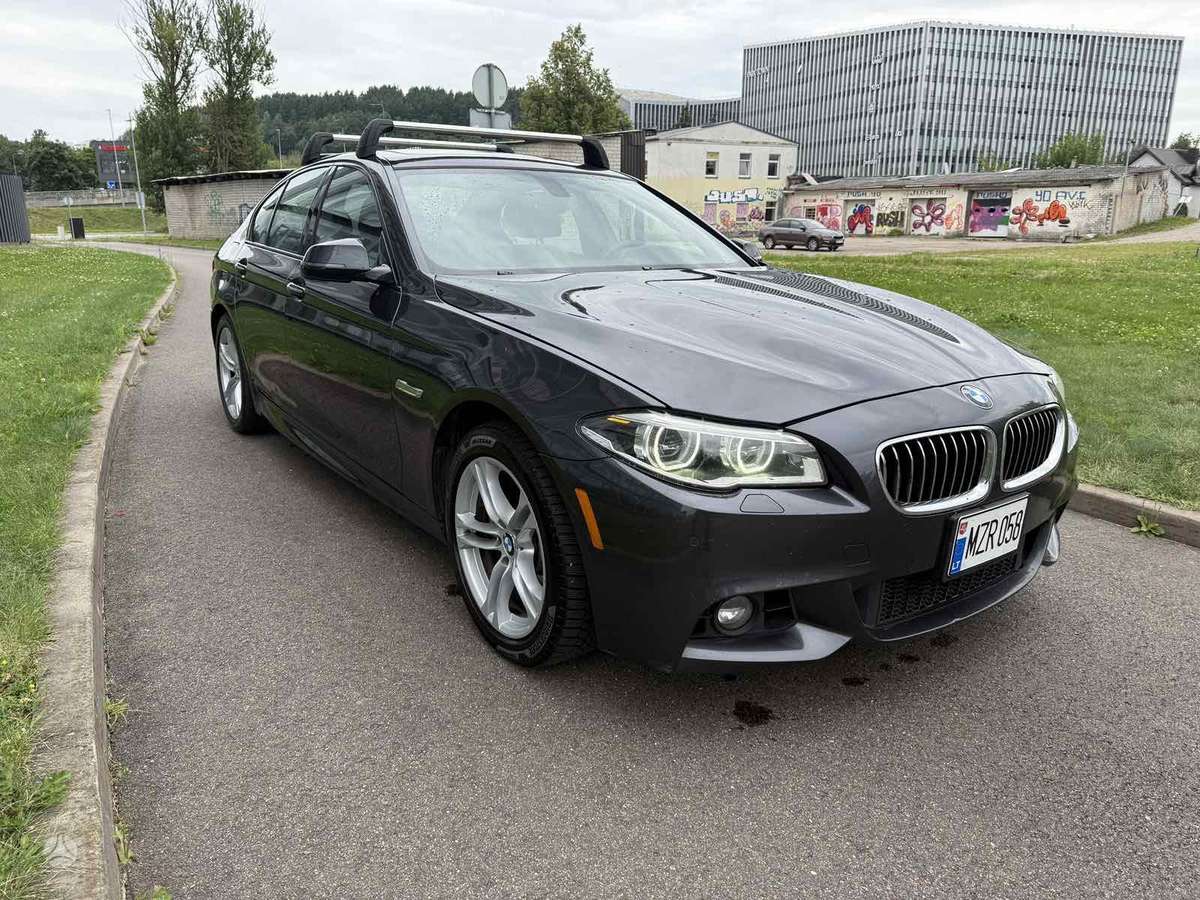 BMW 528, 2.0 l., Седан