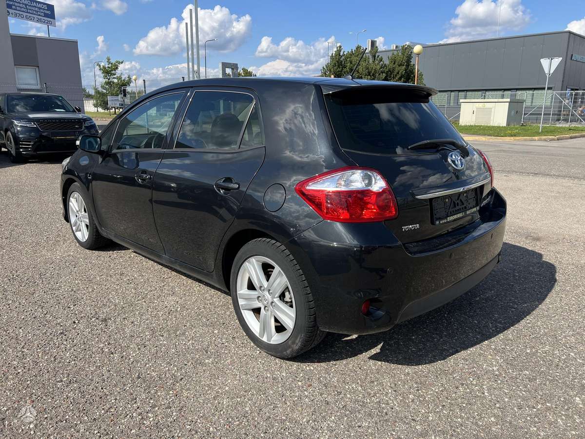 Toyota Auris - 8