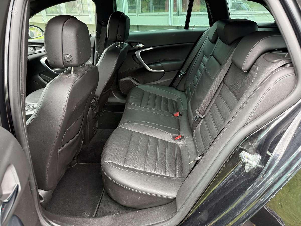 Opel Insignia, 2.0 l., Универсал