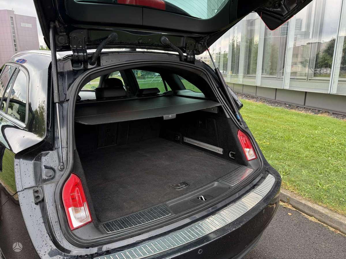 Opel Insignia, 2.0 l., Универсал
