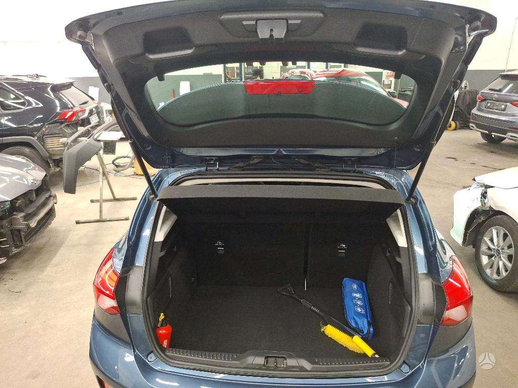 Ford Focus, 1.0 l., hatchback
