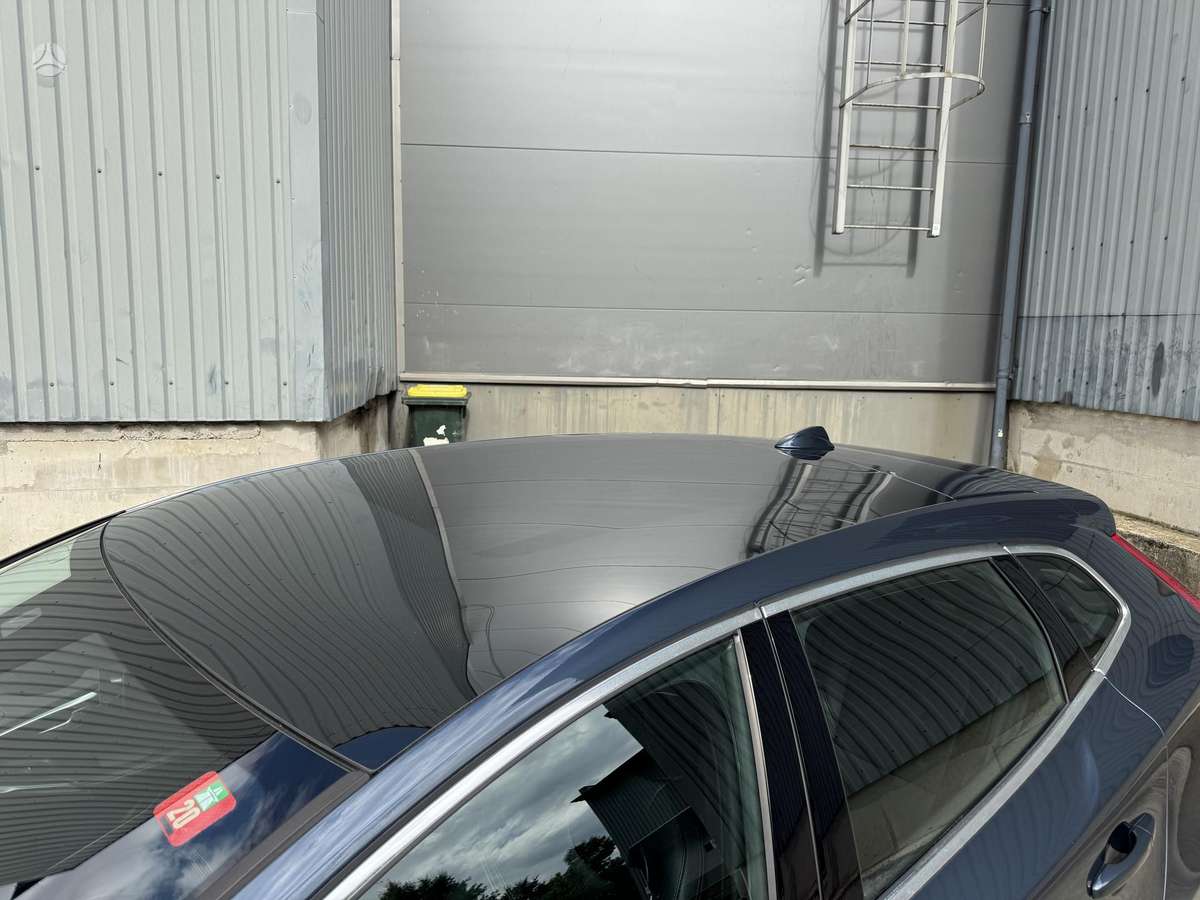 Volvo V40, 2.0 l., Хэтчбек