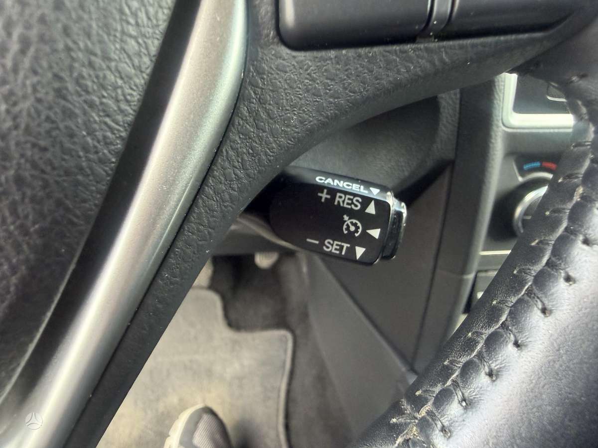 Toyota Auris, 1.6 l., Универсал