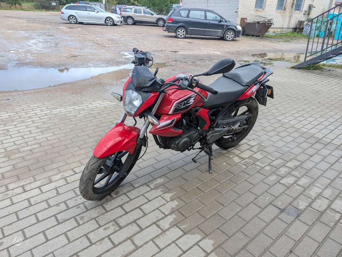 Benelli 125, touring / sport touring