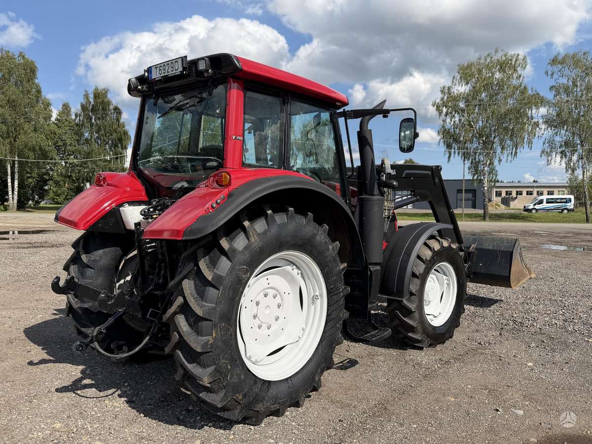 Valtra Valtra T143V, tractors