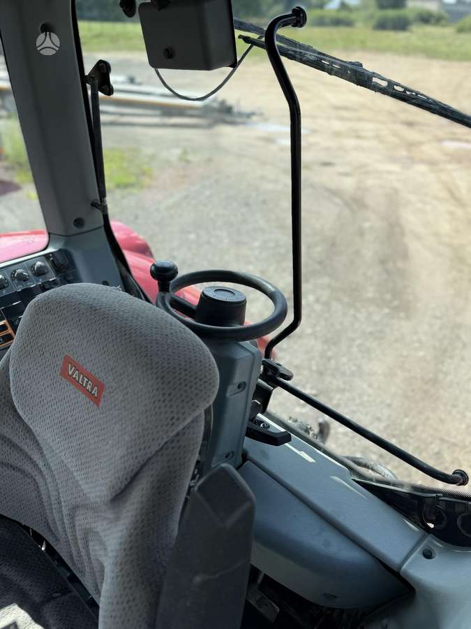 Valtra Valtra T143V, тракторы