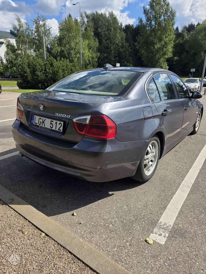 BMW 320, 2.0 l., sedanas