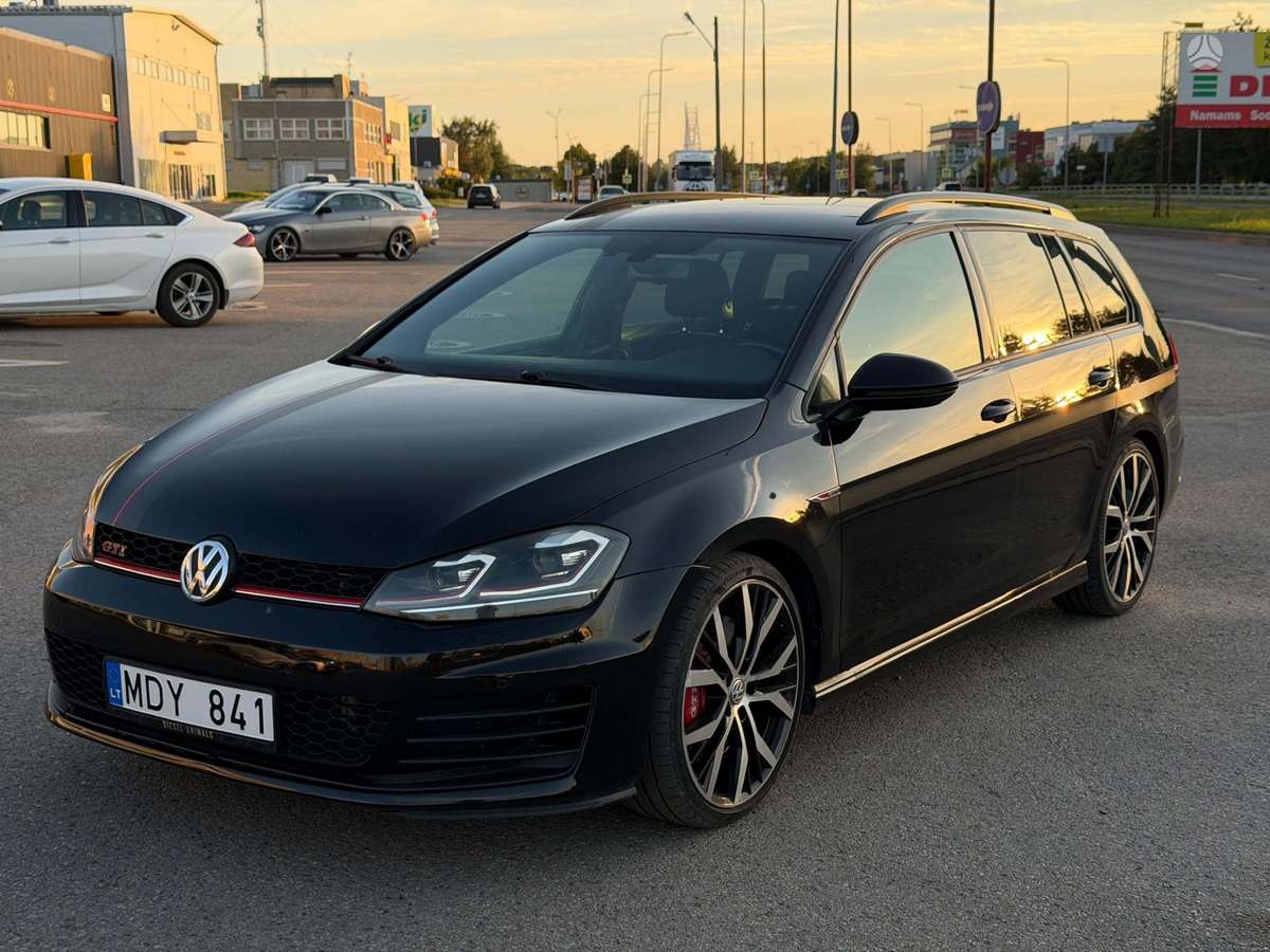 Volkswagen Golf, 1.8 l., Универсал