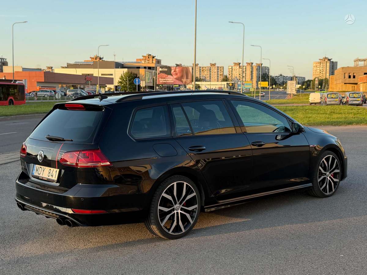 Volkswagen Golf, 1.8 l., Универсал