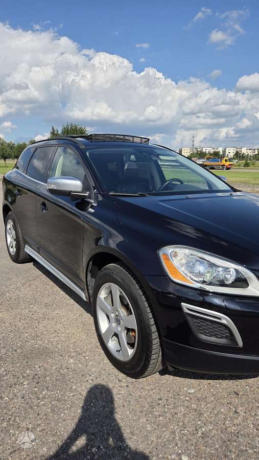 Volvo XC60 - 2