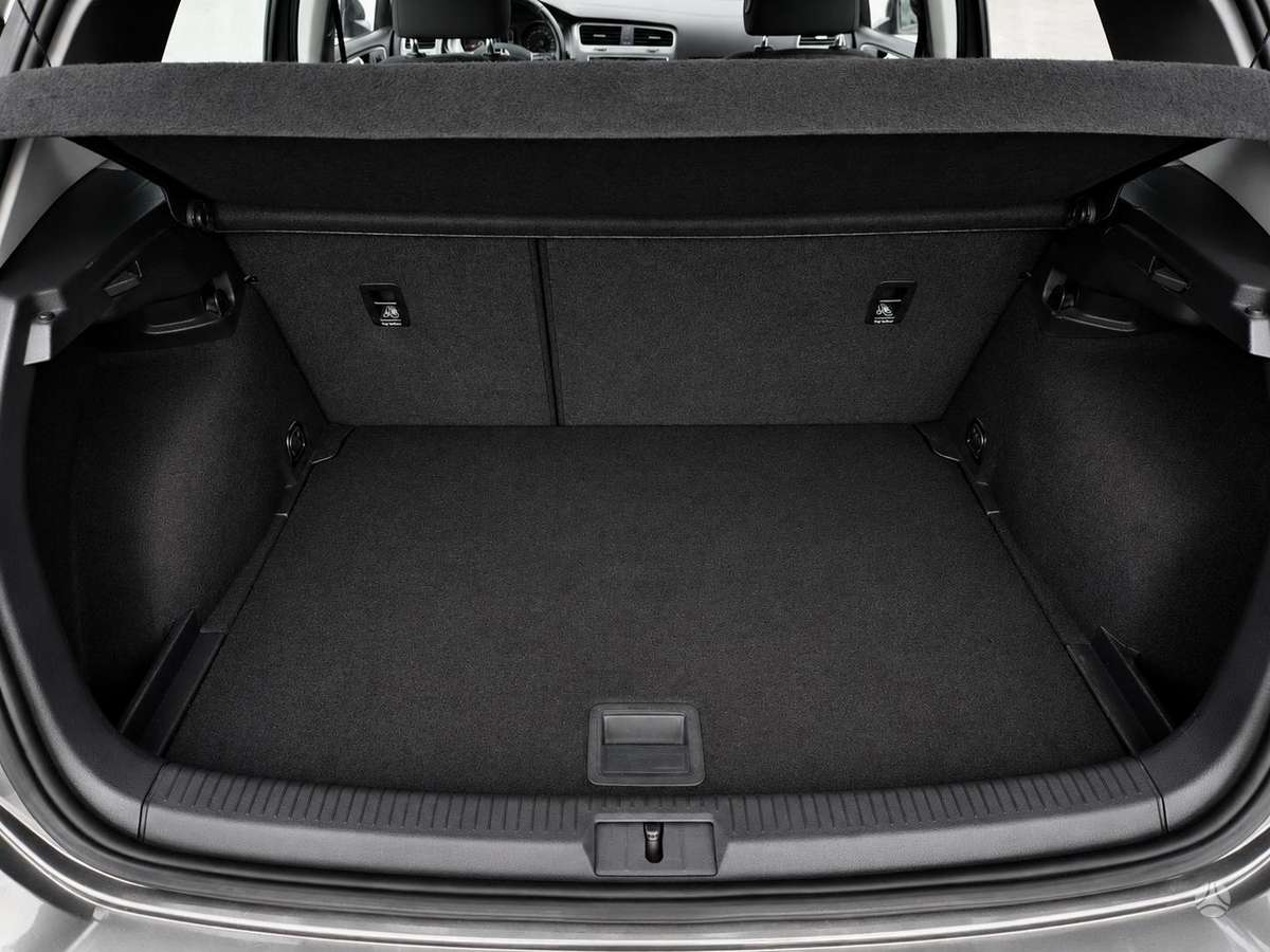 Volkswagen Golf, 1.6 l., hatchback