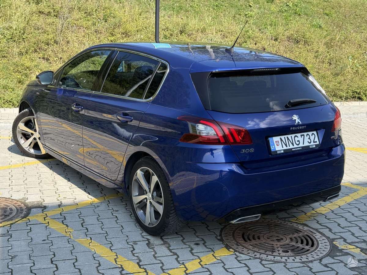 Peugeot 308, 1.2 l., hatchback