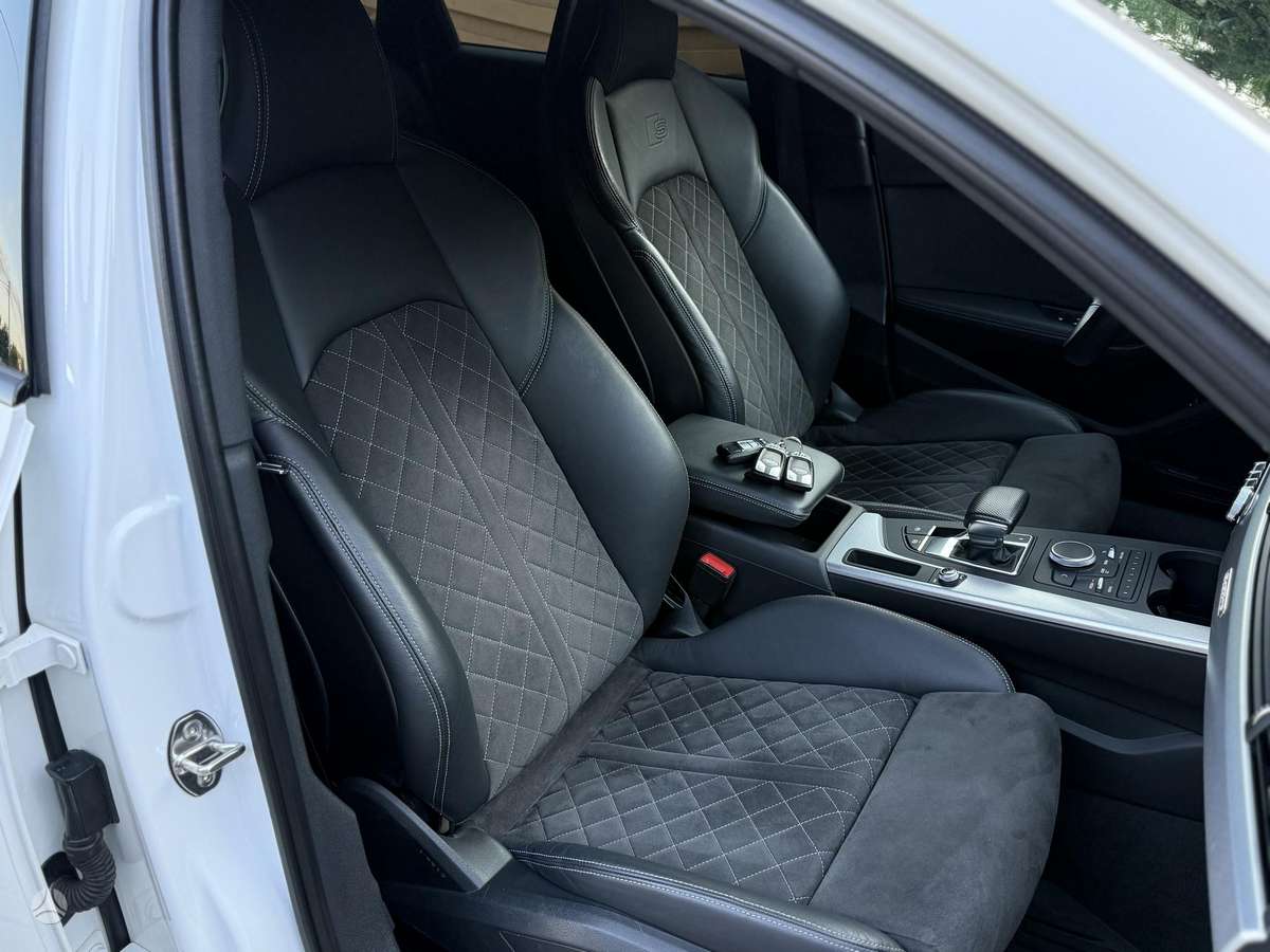 Audi A4, 2.0 l., universalas