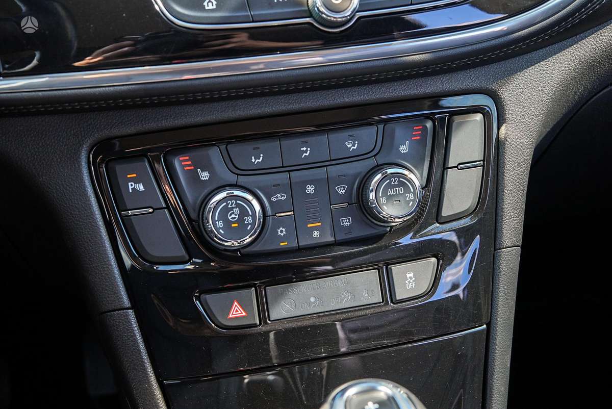 Opel Mokka X, 1.6 l., Внедорожник / Кроссовер