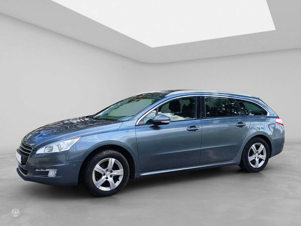 Peugeot 5008, 1.6 l., Универсал