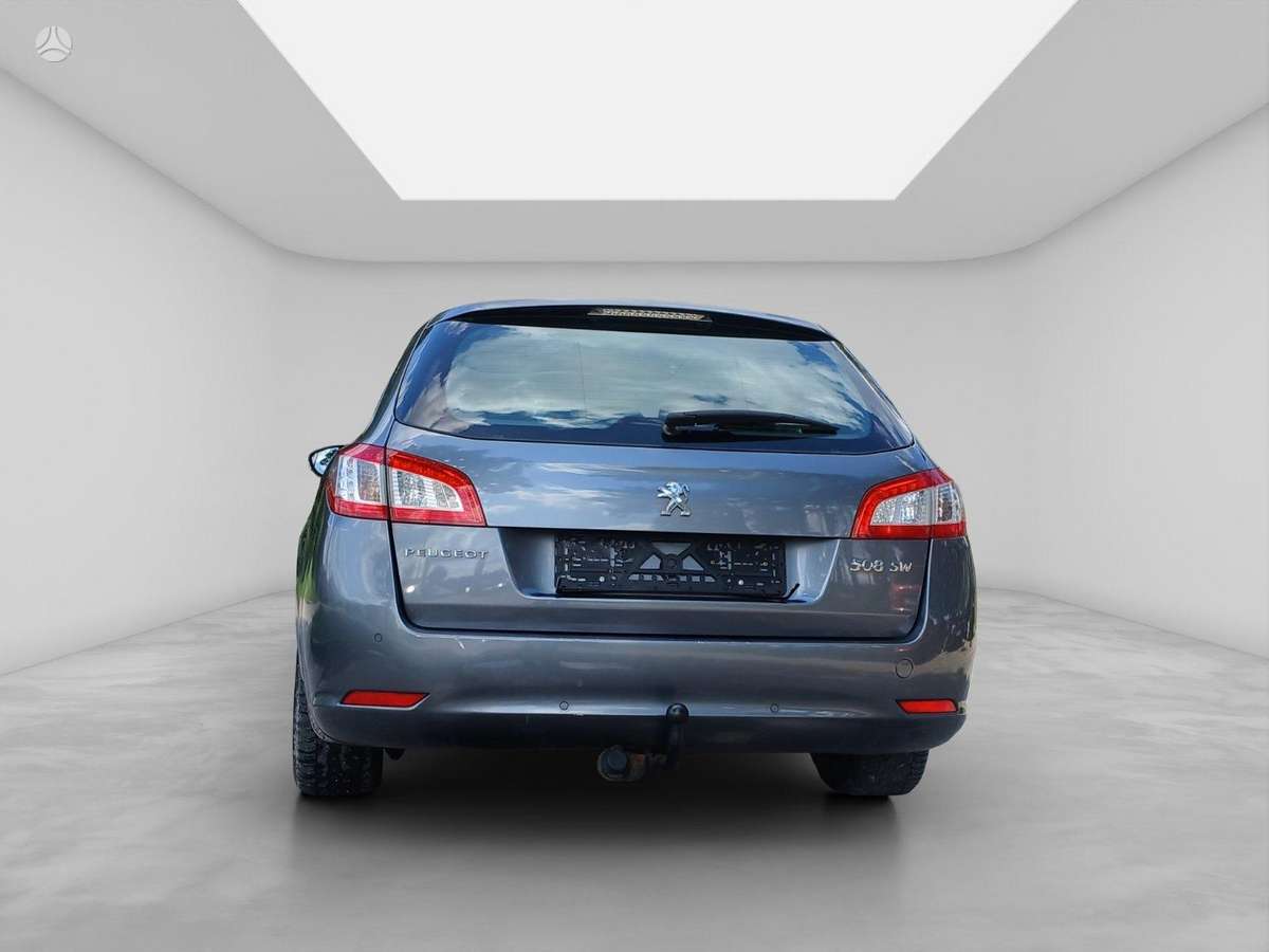 Peugeot 5008, 1.6 l., Универсал