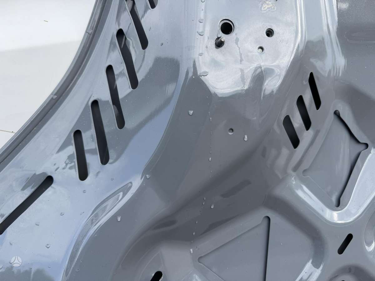 Porsche Cayenne hood (front, rear)
