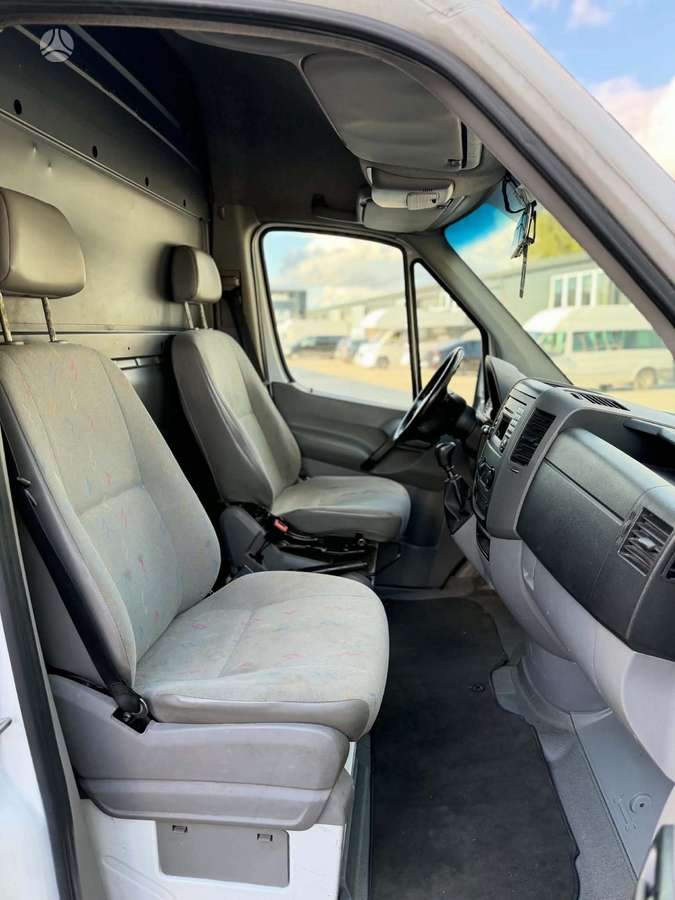 Volkswagen Crafter - 9