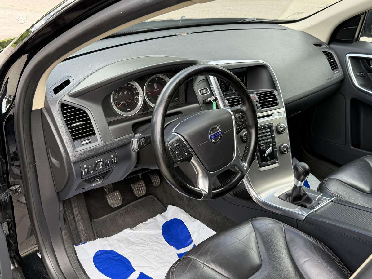 Volvo XC60 - 10