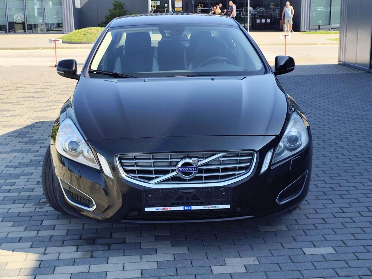 Volvo S60 - 3