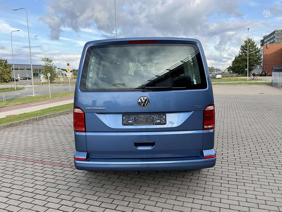 Volkswagen Multivan, 2.0 l., Минивэн