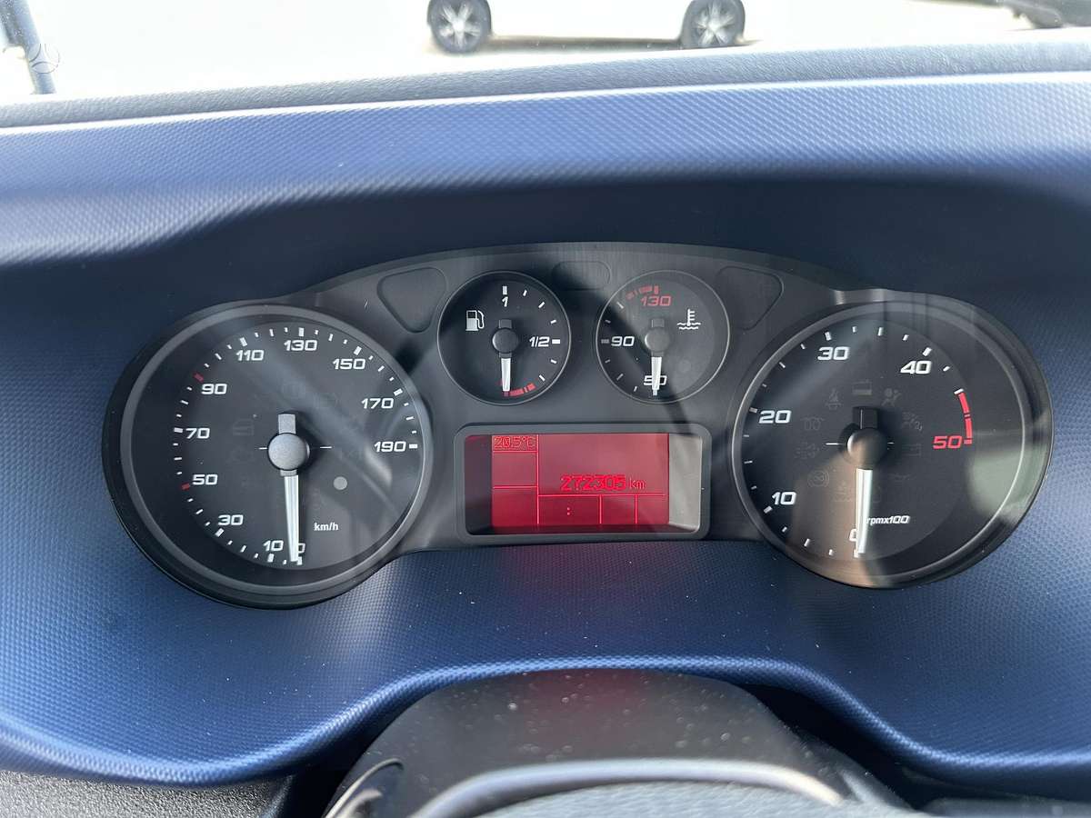 Iveco Daily, 2.3 l., komercinis