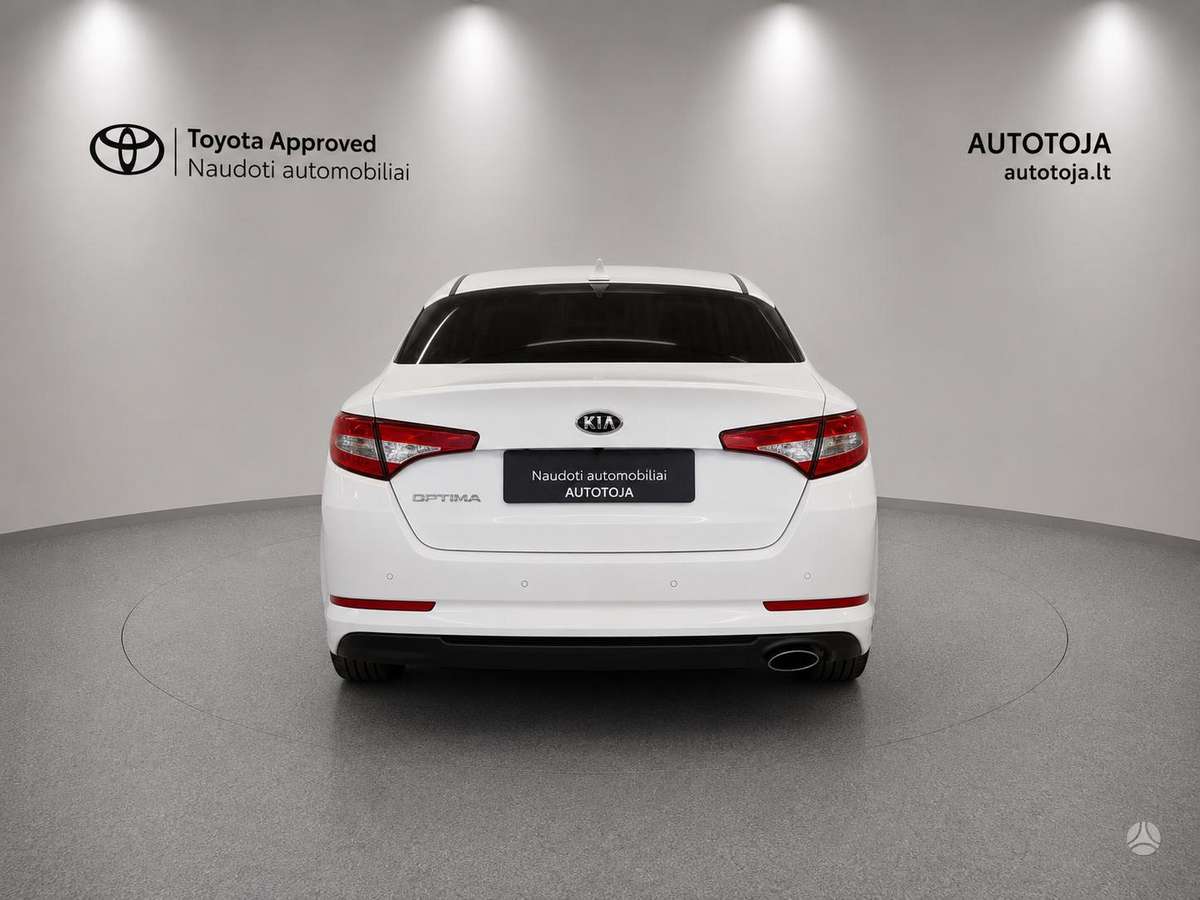 Kia Optima, 2.0 l., Седан