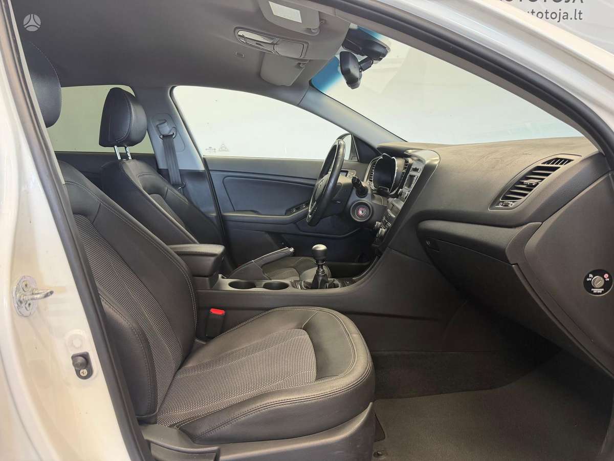 Kia Optima, 2.0 l., Седан