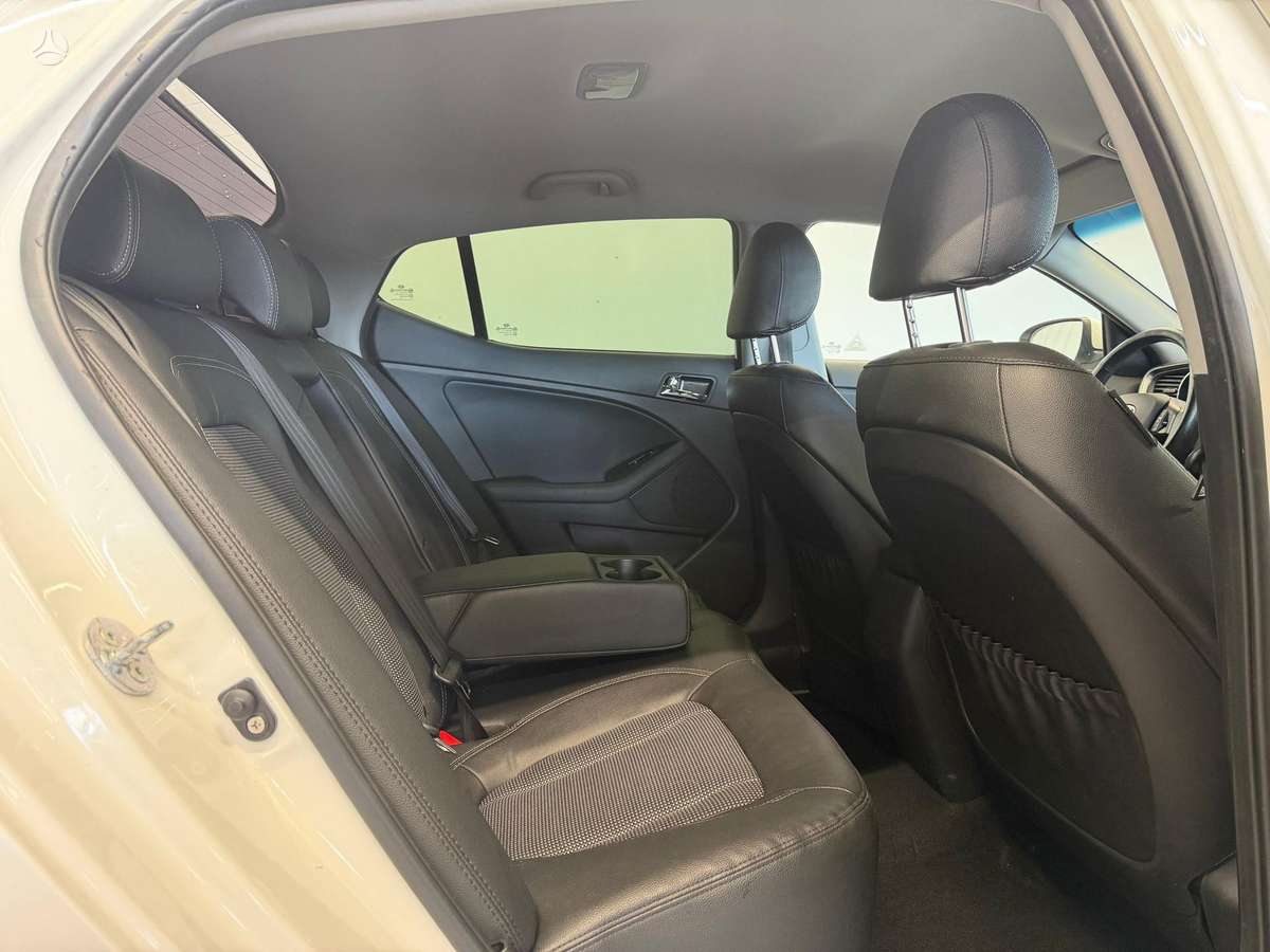 Kia Optima, 2.0 l., Седан