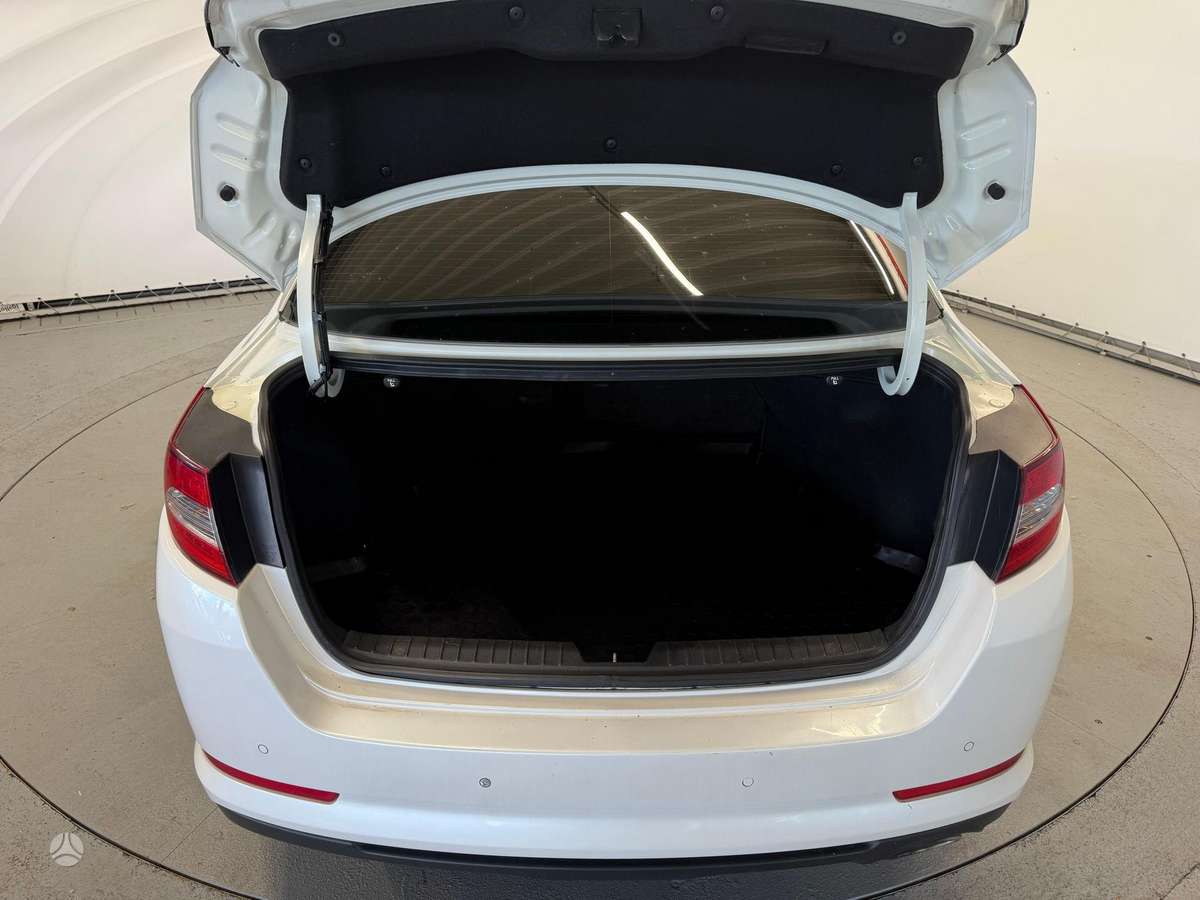 Kia Optima, 2.0 l., Седан