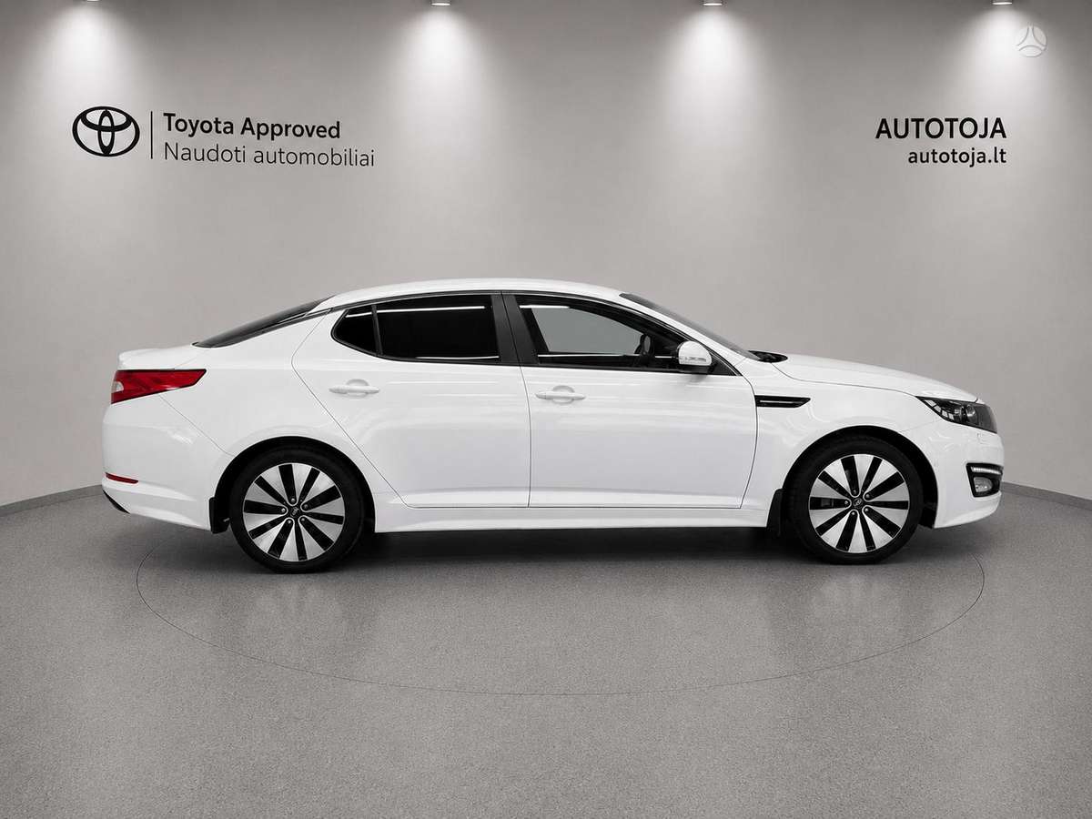 Kia Optima, 2.0 l., Седан