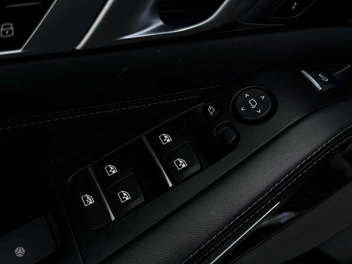 BMW X5, 4.4 l., off-road / crossover