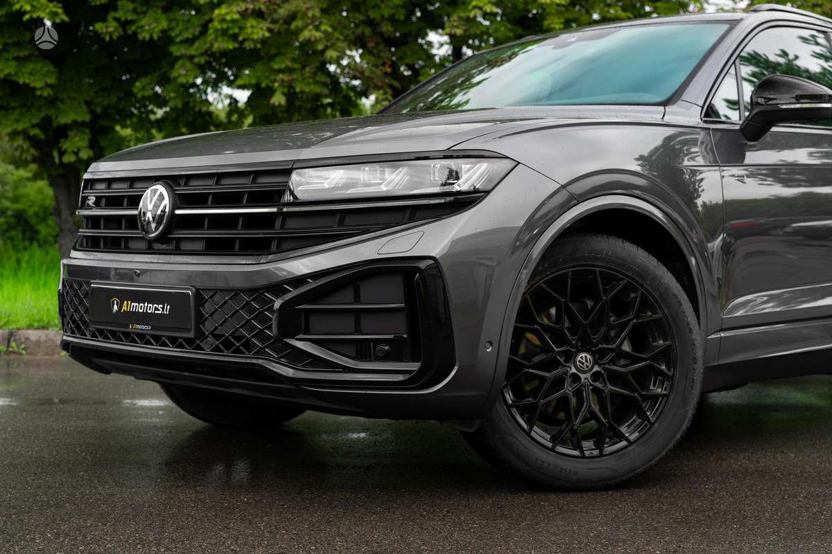 Volkswagen Touareg - 2