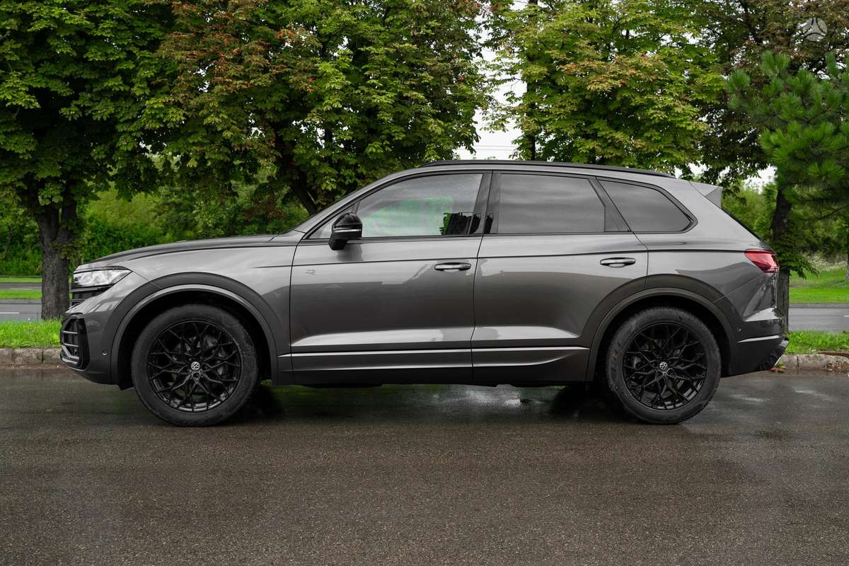 Volkswagen Touareg - 3