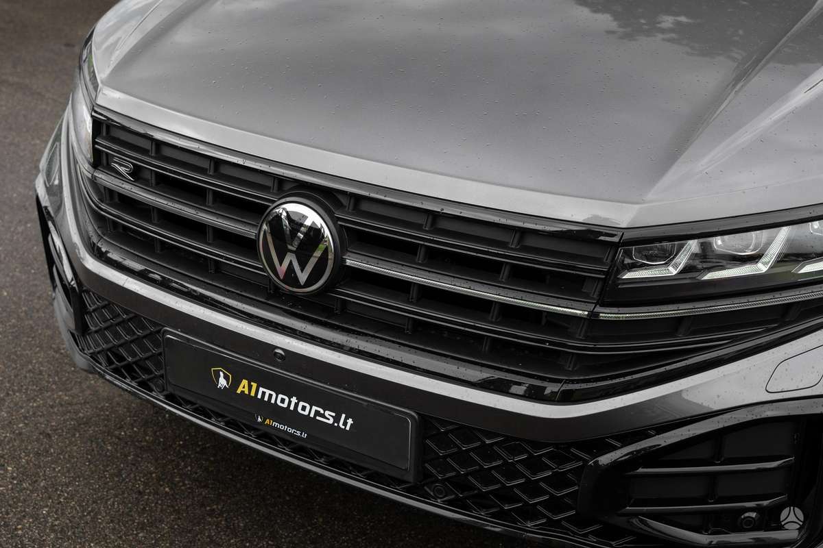 Volkswagen Touareg - 7