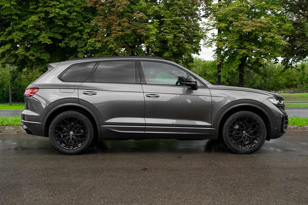 Volkswagen Touareg - 9