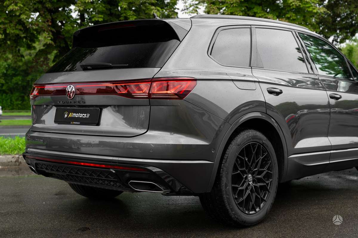 Volkswagen Touareg - 11