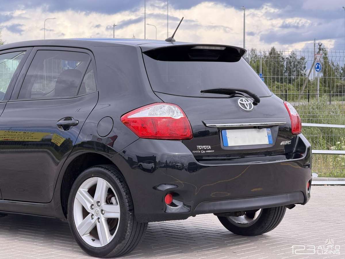Toyota Auris, 1.4 l., hatchback