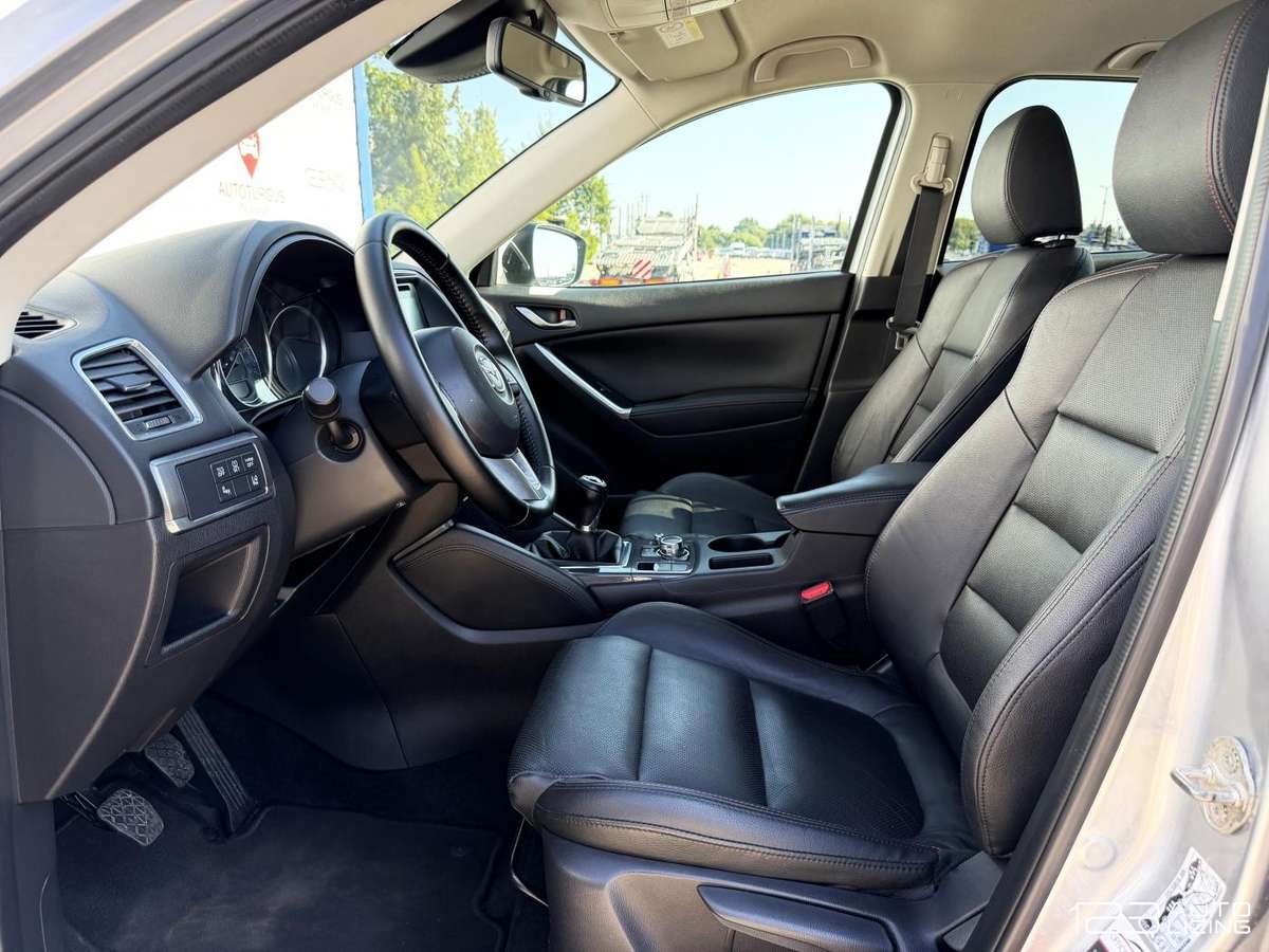 Mazda CX-5, 2.2 l., Внедорожник / Кроссовер
