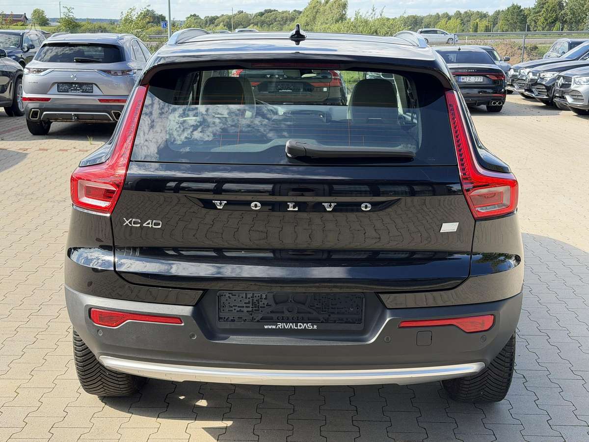 Volvo XC40 - 9