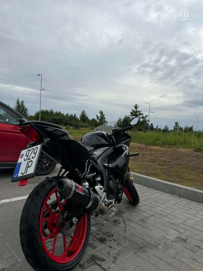 Suzuki GSX-R 125cc, superbikes