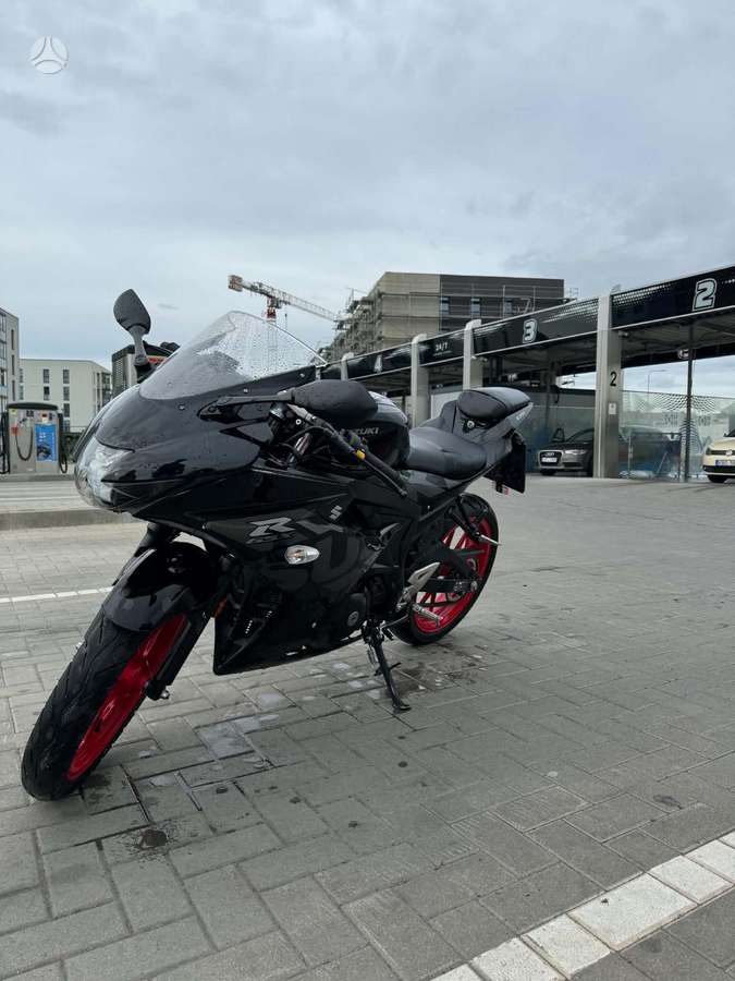 Suzuki GSX-R 125cc, superbikes