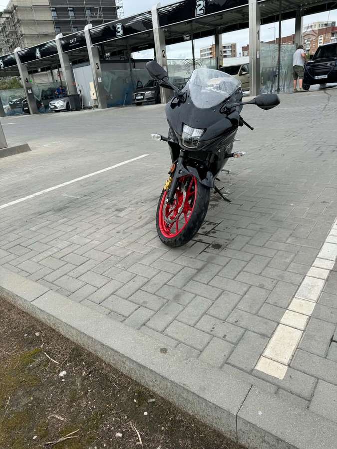Suzuki GSX-R 125cc, superbikes