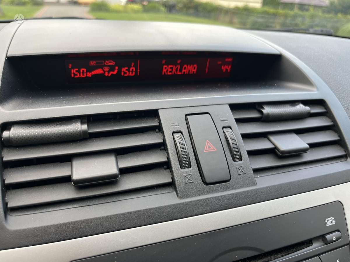 Mazda 6, 2.0 l., Хэтчбек