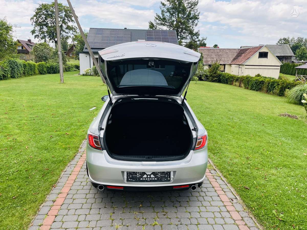 Mazda 6, 2.0 l., Хэтчбек
