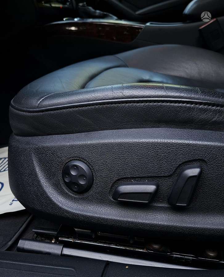 Audi A4, 2.0 l., Седан
